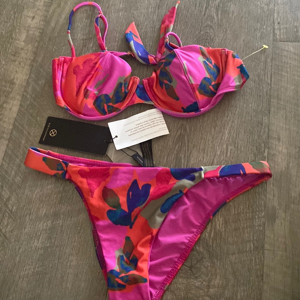 VIX PaulaHermanny two piece floral pink bikini nwt